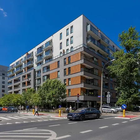 Modern With Balcony And Parking In Centrum By Renters Warszawa